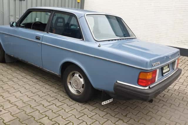 Volvo 242 (1983) thumbnail 11