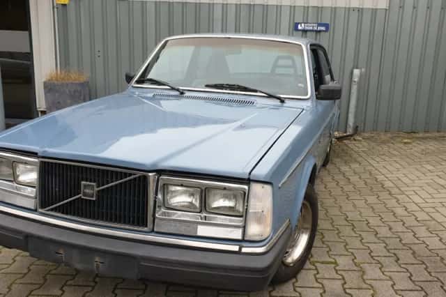 Volvo 242 (1983) thumbnail 12