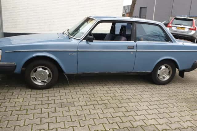 Volvo 242 (1983) thumbnail 21
