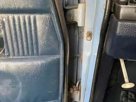 Volvo 242 (1983) thumbnail 46