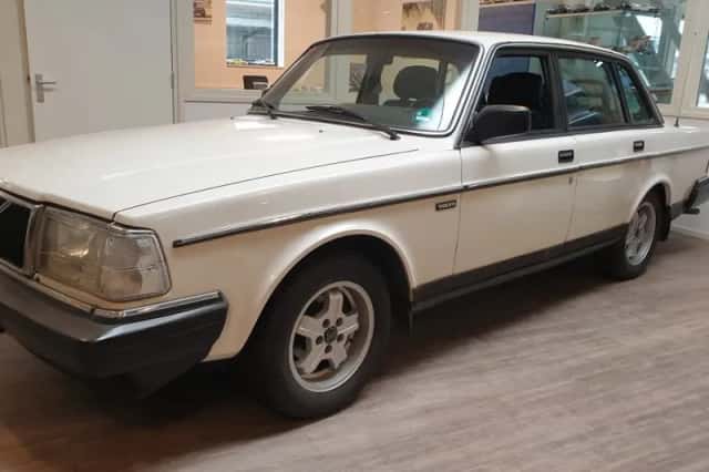 Volvo 240 (1990)