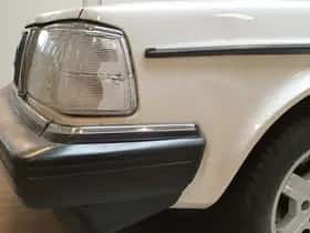 Volvo 240 (1990) thumbnail 15