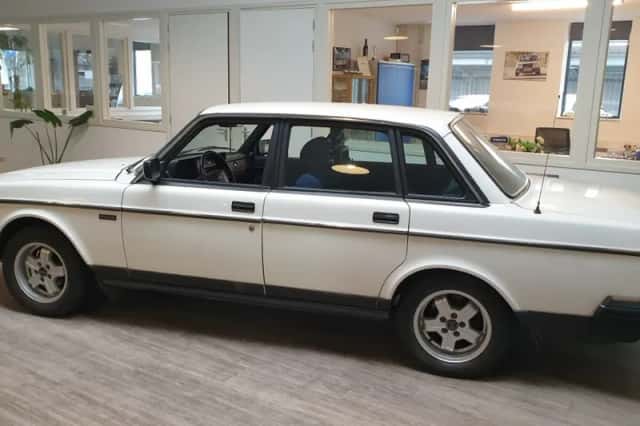 Volvo 240 (1990) thumbnail 18