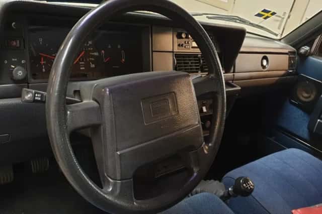 Volvo 240 (1990) thumbnail 21