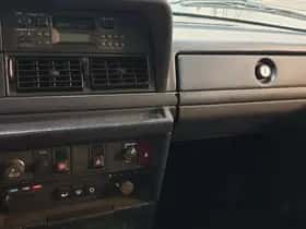 Volvo 240 (1990) thumbnail 30