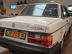 Volvo 240 (1990) thumbnail 4
