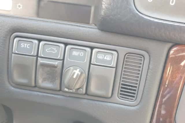Volvo C70 (1999) thumbnail 18