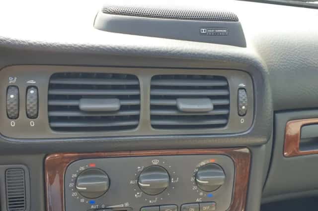 Volvo C70 (1999) thumbnail 22