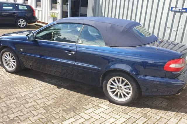 Volvo C70 (1999) thumbnail 4