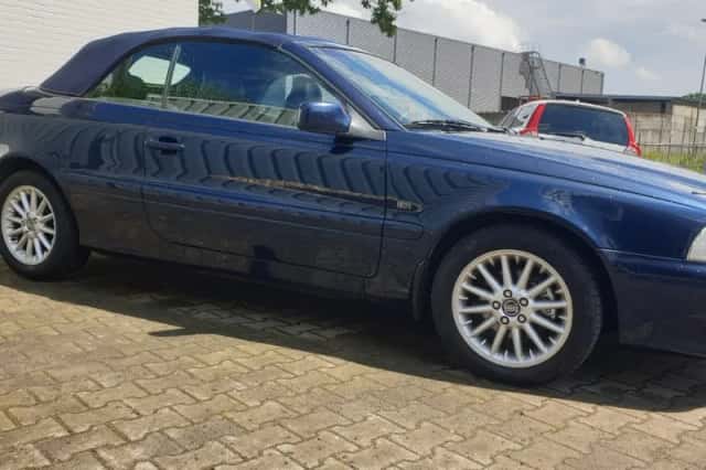 Volvo C70 (1999) thumbnail 9