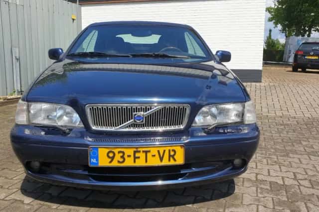 Volvo C70 (1999) thumbnail 10