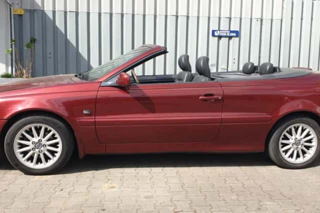 Volvo C70 (2000) thumbnail 15