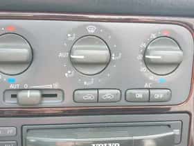 Volvo C70 (2000) thumbnail 26