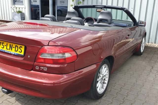 Volvo C70 (2000) thumbnail 5