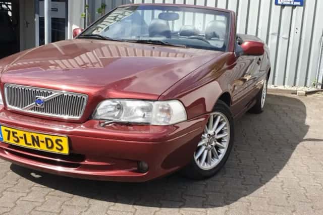 Volvo C70 (2000) thumbnail 7