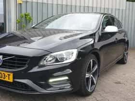 Volvo V60 (2018) thumbnail 2