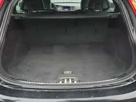 Volvo V60 (2018) thumbnail 27