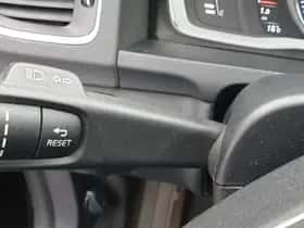 Volvo V60 (2018) thumbnail 45