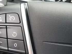 Volvo V60 (2018) thumbnail 46