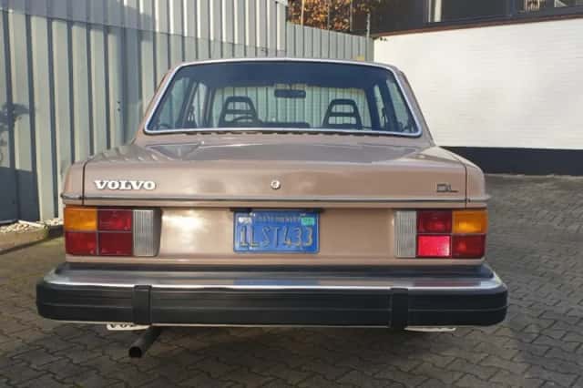 Volvo 242 (1981) thumbnail 14