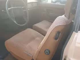 Volvo 242 (1981) thumbnail 46