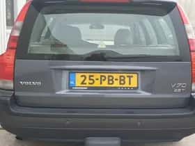Volvo V70 (2004) thumbnail 14