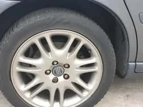 Volvo V70 (2004) thumbnail 21