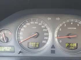 Volvo V70 (2004) thumbnail 34