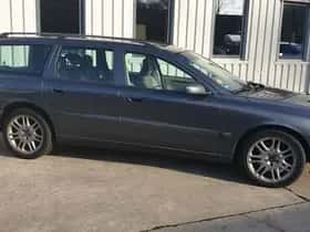 Volvo V70 (2004) thumbnail 8