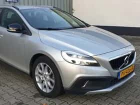Volvo V40 (2017) thumbnail 2