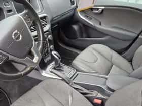 Volvo V40 (2017) thumbnail 21
