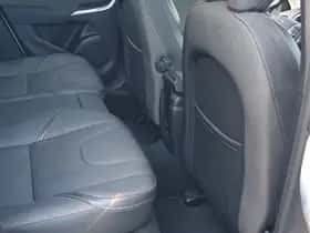 Volvo V40 (2017) thumbnail 24