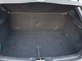 Volvo V40 (2017) thumbnail 27
