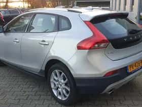 Volvo V40 (2017) thumbnail 9