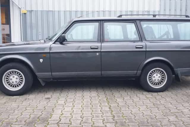 Volvo 240 (1991) thumbnail 25