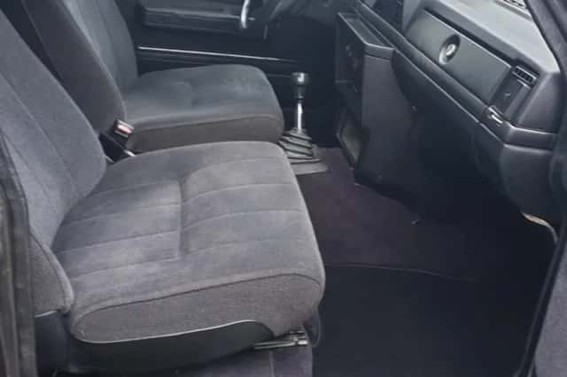 Volvo 240 (1991) thumbnail 31
