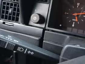 Volvo 240 (1991) thumbnail 38