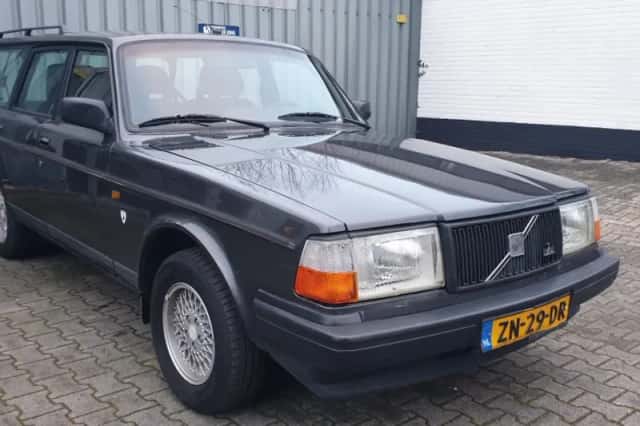 Volvo 240 (1991) thumbnail 6