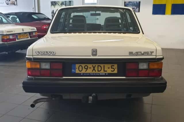 Volvo 240 (1988) thumbnail 15