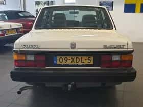 Volvo 240 (1988) thumbnail 15
