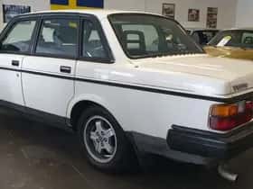 Volvo 240 (1988) thumbnail 18