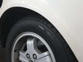 Volvo 240 (1988) thumbnail 33