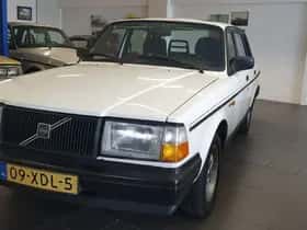 Volvo 240 (1988) thumbnail 10
