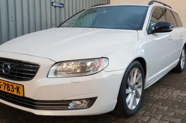Volvo V70 (2014) thumbnail 1