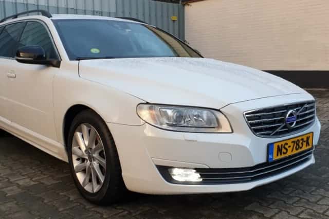 Volvo V70 (2014) thumbnail 2