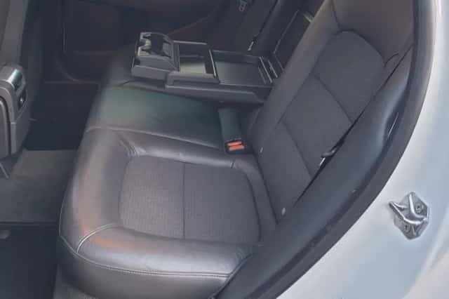 Volvo V70 (2014) thumbnail 26