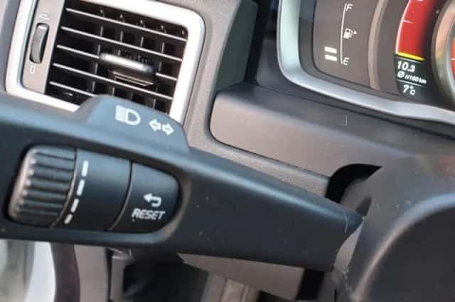 Volvo V70 (2014) thumbnail 44