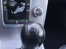 Volvo V70 (2014) thumbnail 48