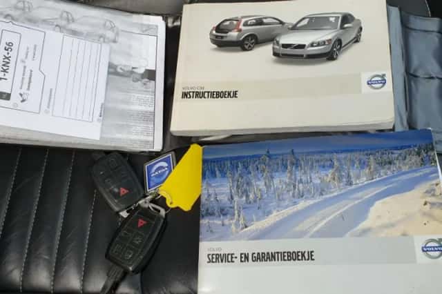 Volvo C30 (2008) thumbnail 35