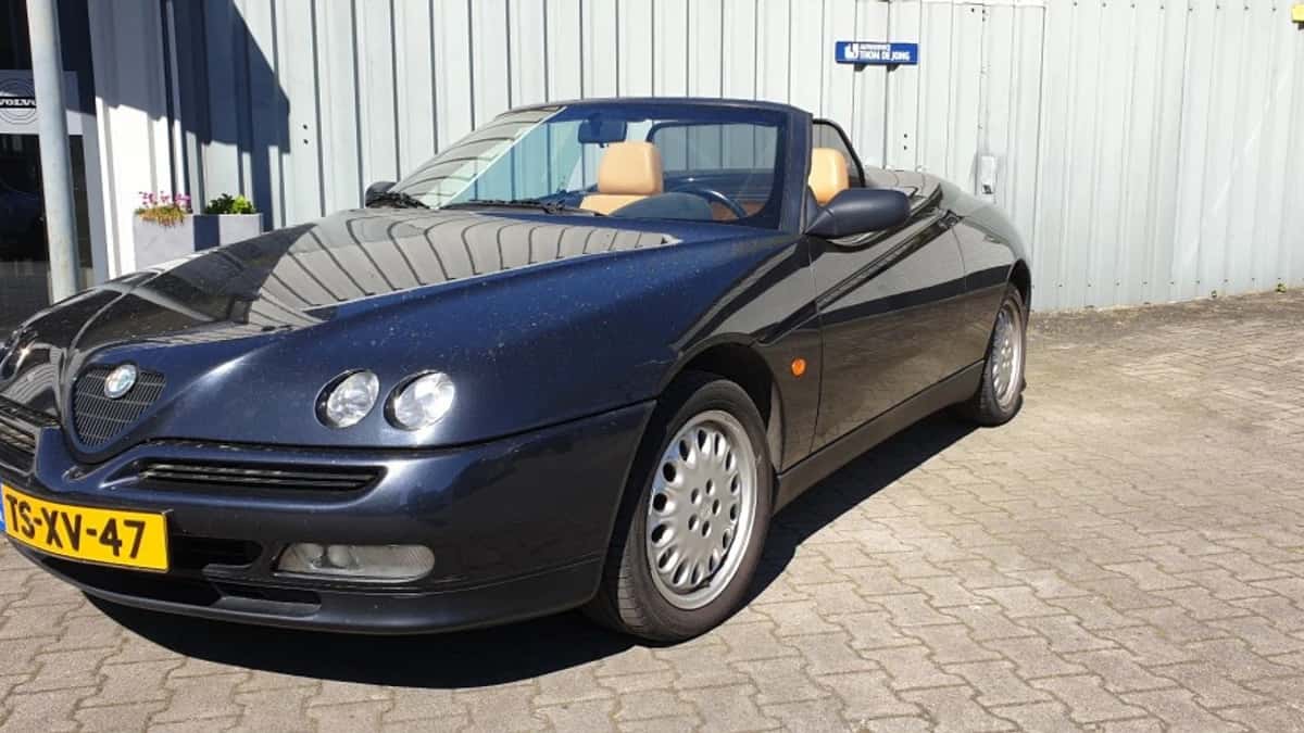 Alfa Romeo Spider (1998) — foto 1